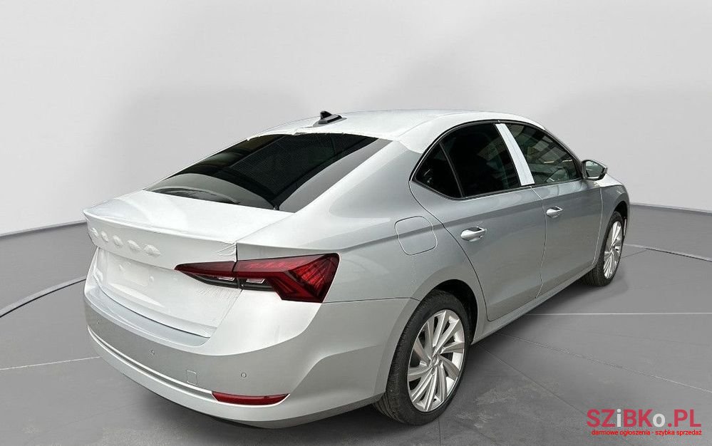2023' Skoda Octavia photo #5