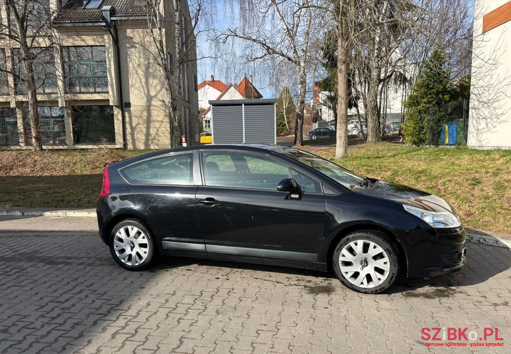 2008' Citroen C4 photo #6