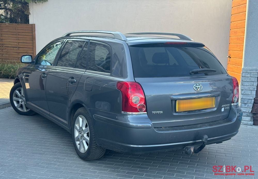 2007' Toyota Avensis photo #4