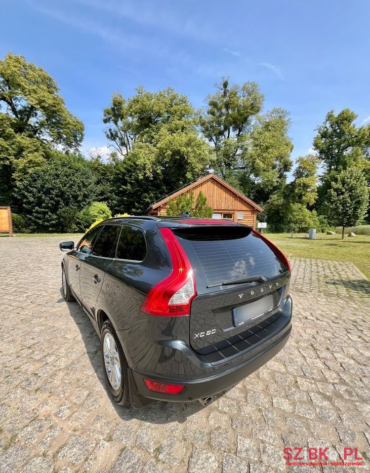 2010' Volvo Xc 60 photo #3