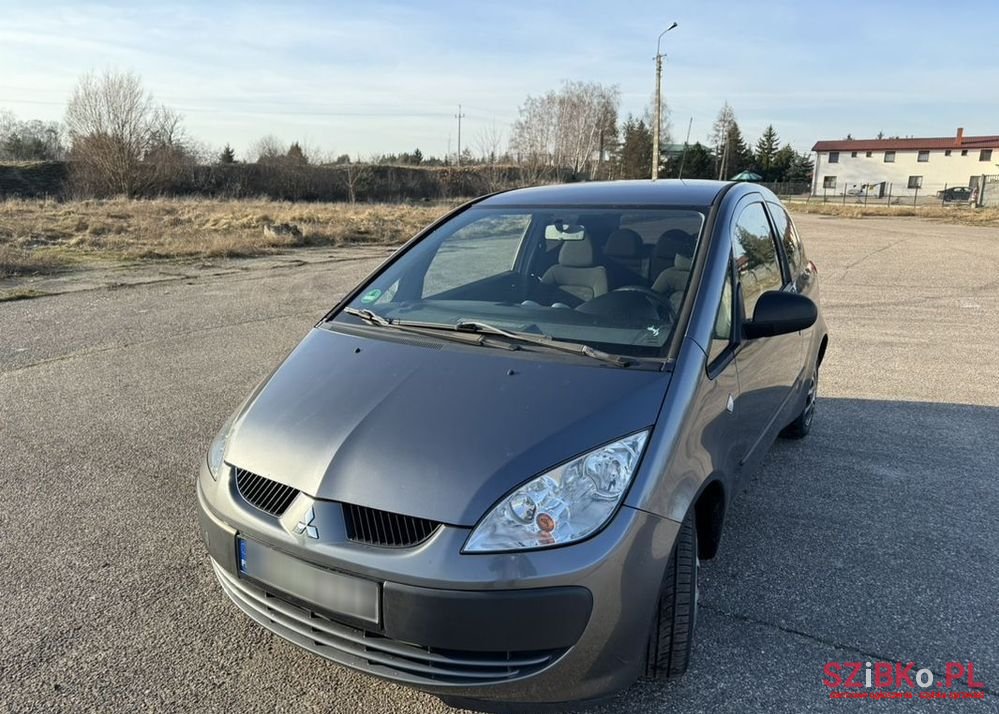 2005' Mitsubishi Colt 1.1 Inform photo #2