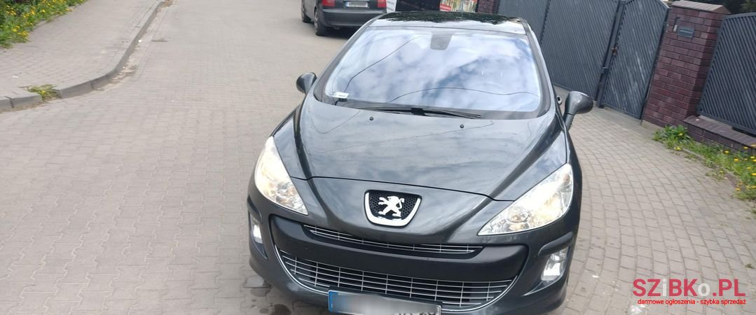 2008' Peugeot 308 photo #2