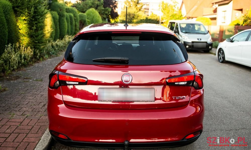 2019' Fiat Tipo 1.4 T-Jet S-Design photo #6