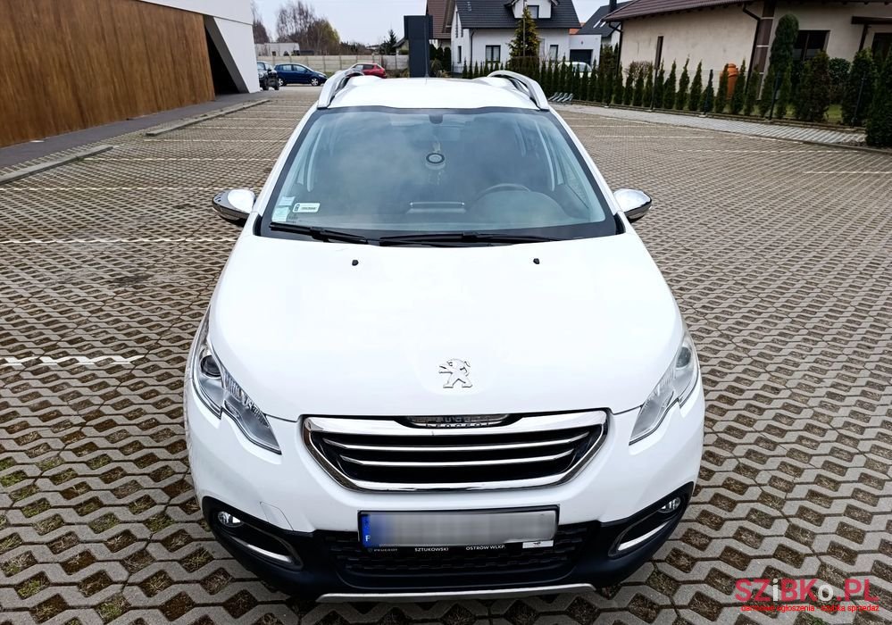 2015' Peugeot 2008 photo #6