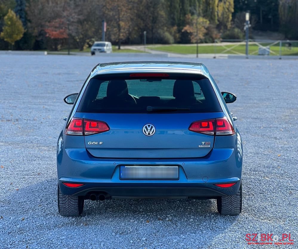 2013' Volkswagen Golf photo #6