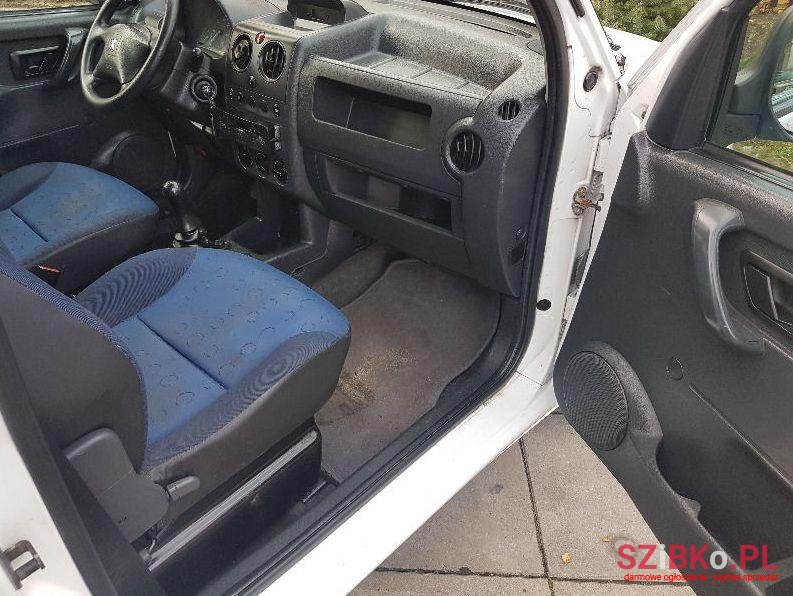 2003' Peugeot Partner photo #1