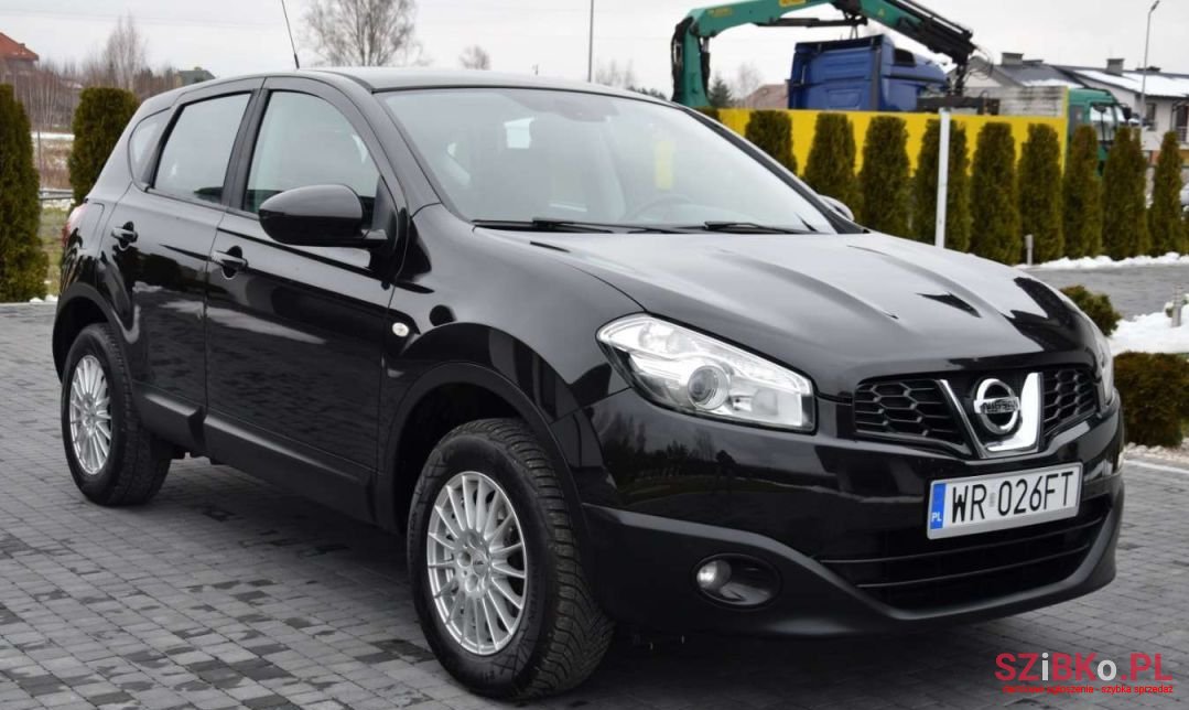 2011' Nissan Qashqai photo #2