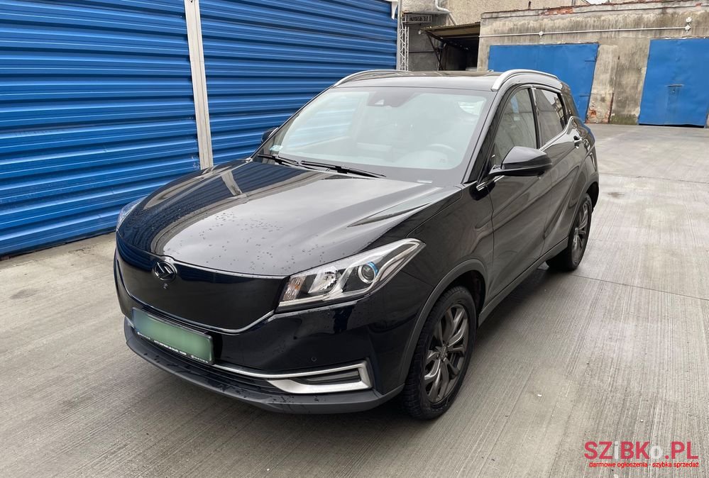 2022' DFSK Seres 3 photo #1