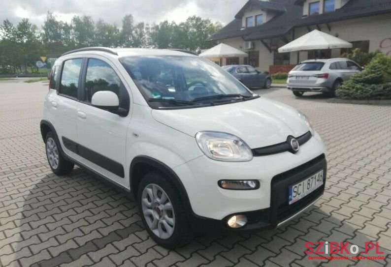 2013' Fiat Panda photo #1