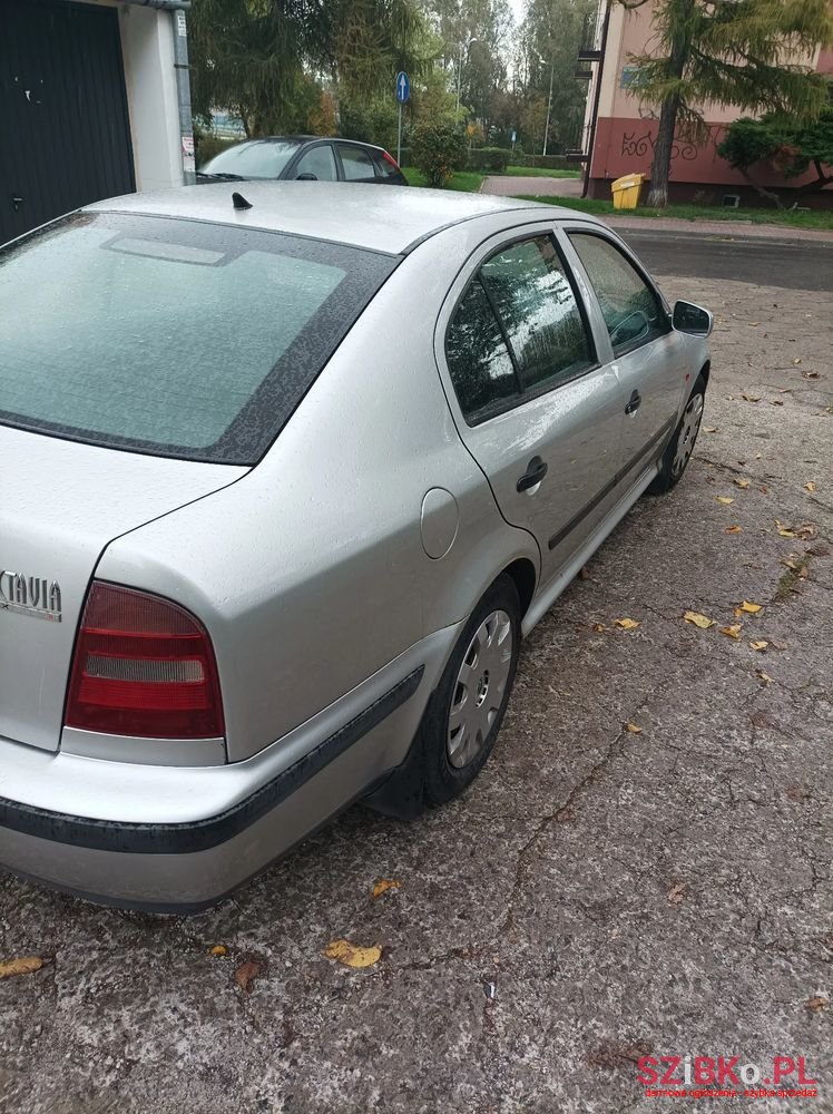 1998' Skoda Octavia photo #2