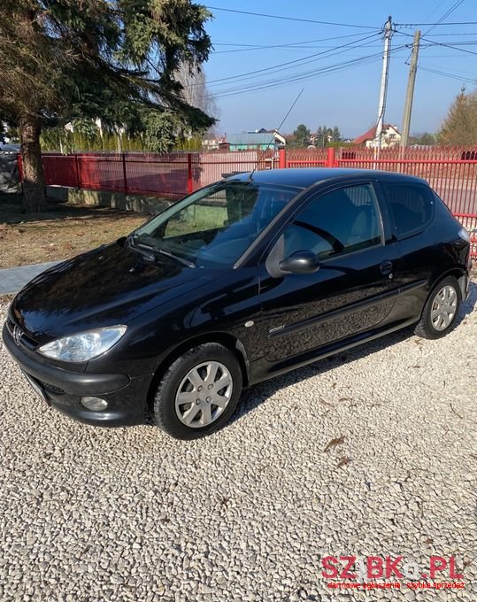 2004' Peugeot 206 photo #2
