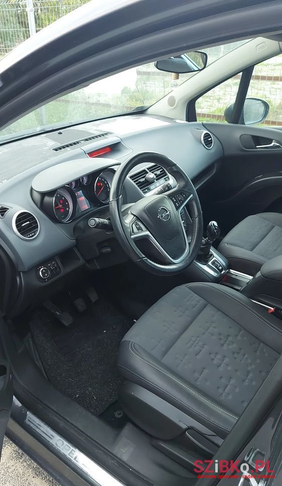 2011' Opel Meriva 1.4 T Cosmo photo #3