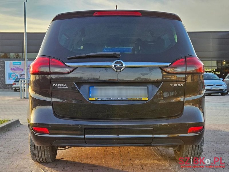 2012' Opel Zafira photo #6