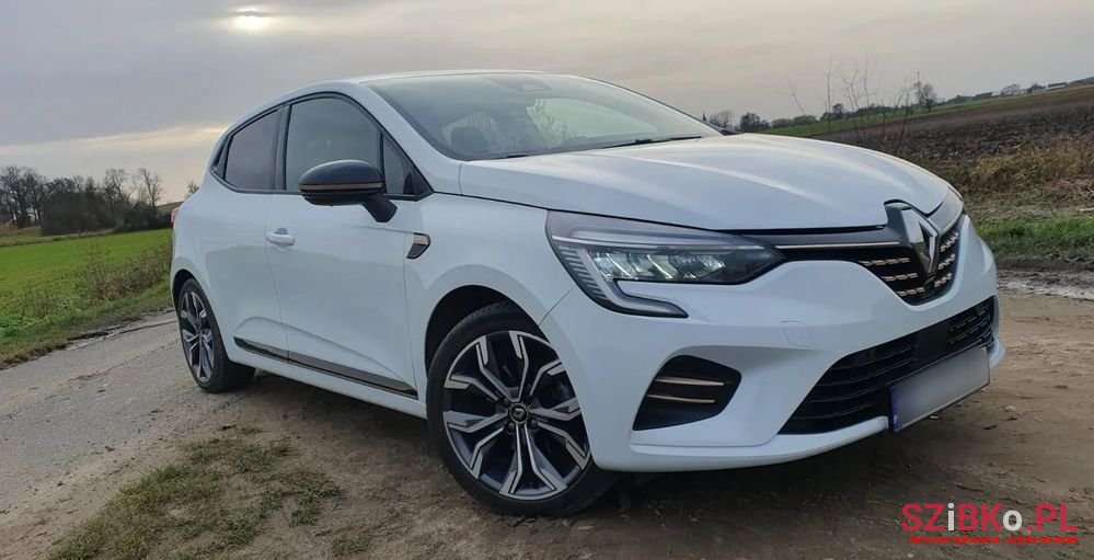 2022' Renault Clio photo #1