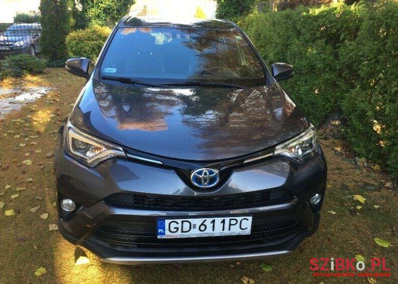2016' Toyota Rav-4 photo #1