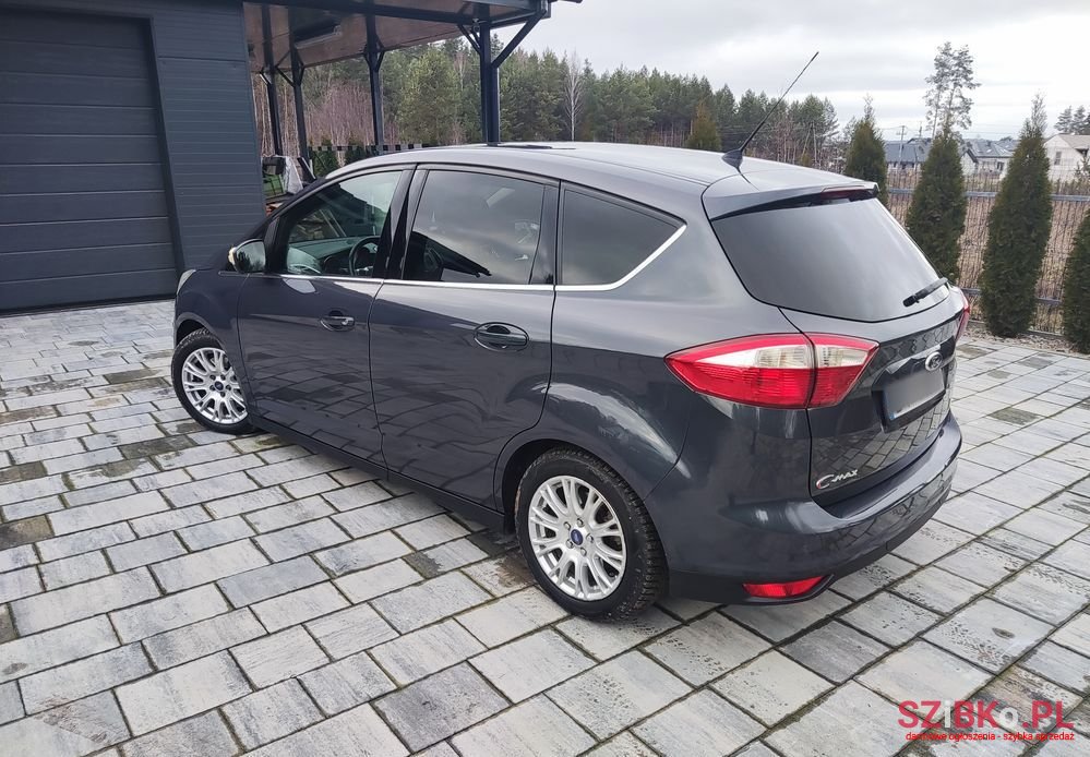 2012' Ford C-MAX Titanium photo #5