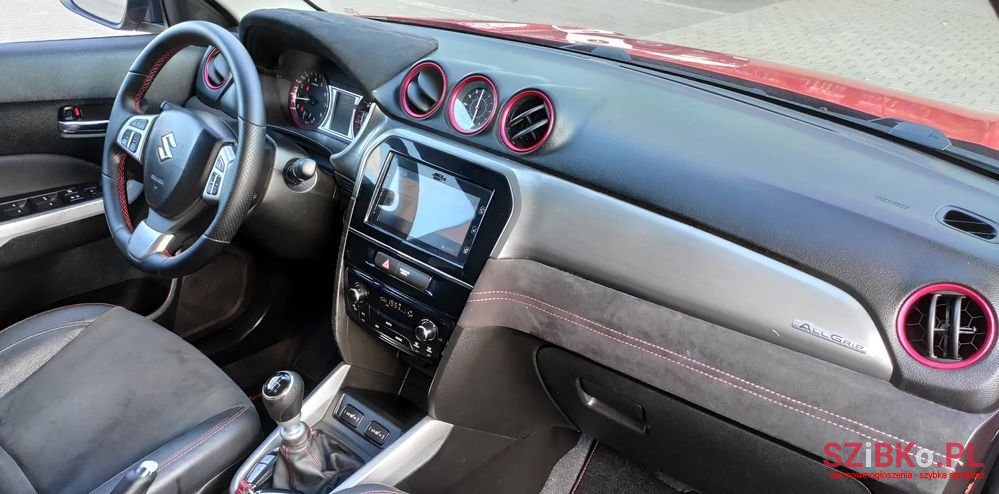 2017' Suzuki Vitara photo #5