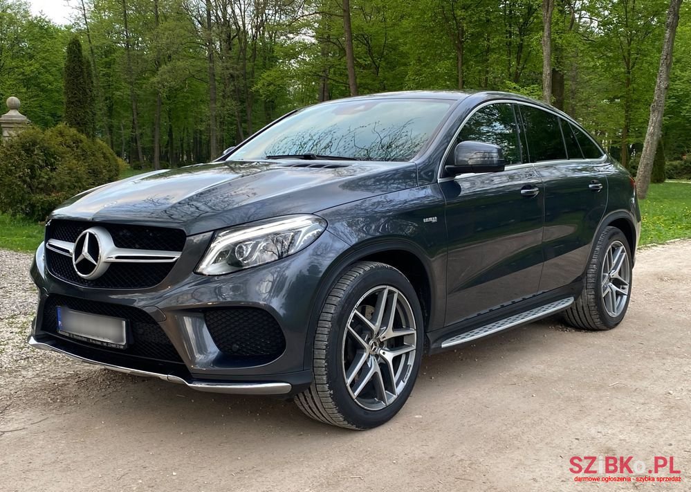 2016' Mercedes-Benz GLE 400 4-Matic photo #1