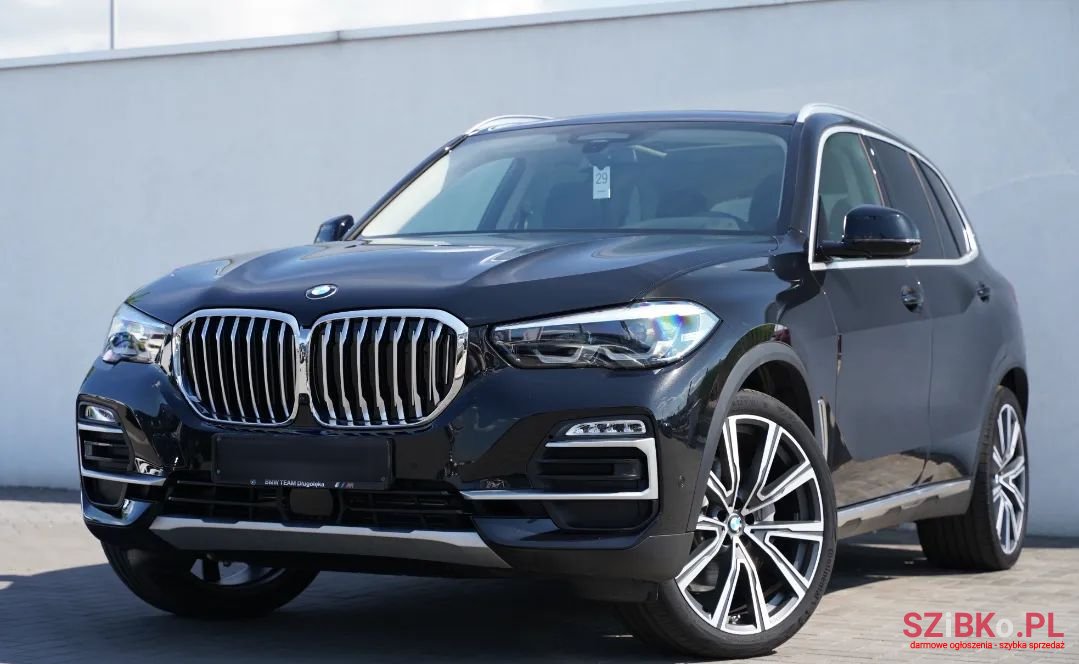 2020' BMW X5 photo #1