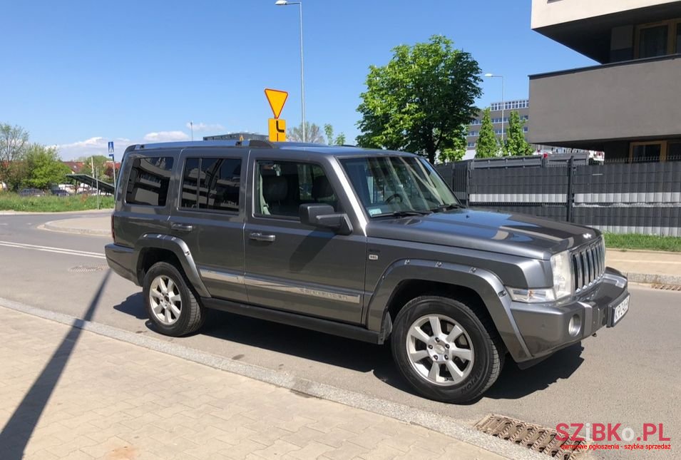2007' Jeep Commander photo #5