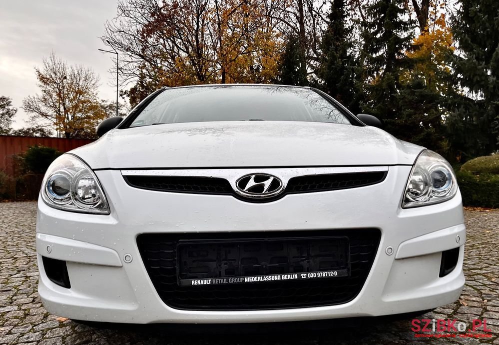 2008' Hyundai i30 photo #2