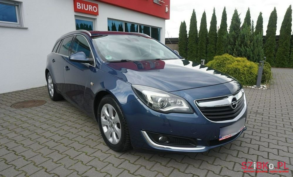 2015' Opel Insignia photo #1