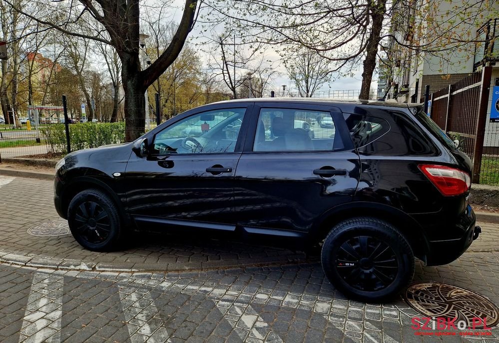 2011' Nissan Qashqai 1.5 Dci Dpf 360 photo #2
