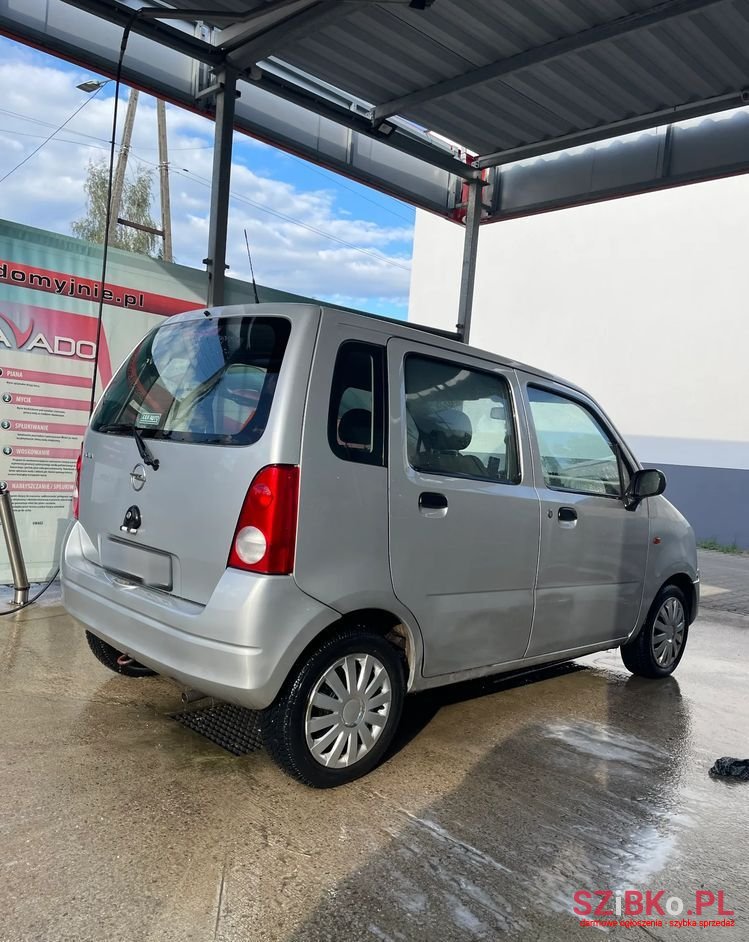 2004' Opel Agila 1.0 Start photo #4