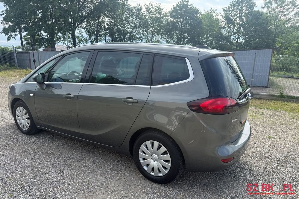 2017' Opel Zafira photo #5