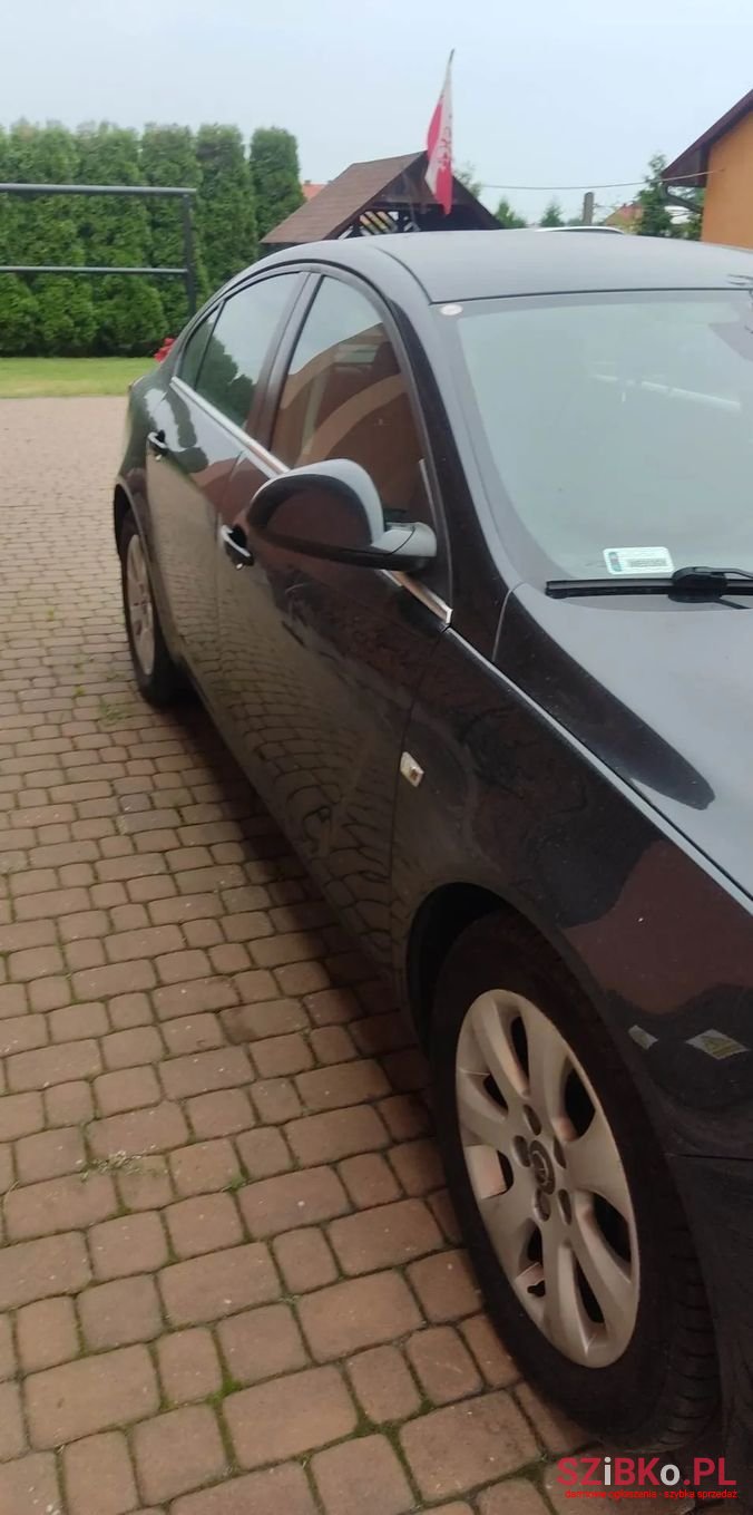 2014' Opel Insignia photo #2
