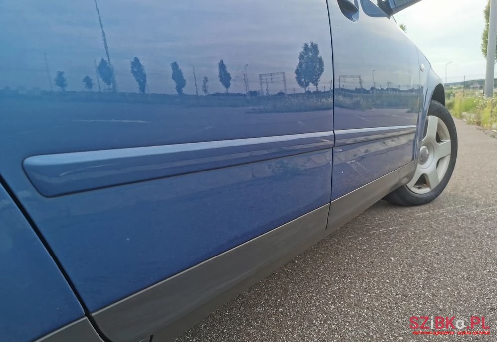 2002' Audi A4 2.4 photo #6