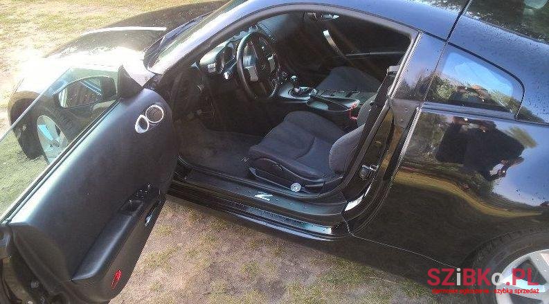 2004' Nissan 350Z photo #2