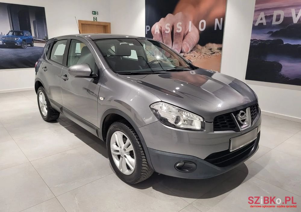2012' Nissan Qashqai 1.6 Acenta Cvt photo #3