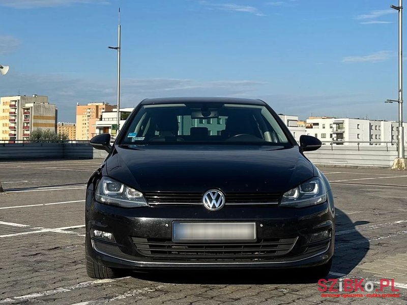 2014' Volkswagen Golf photo #4