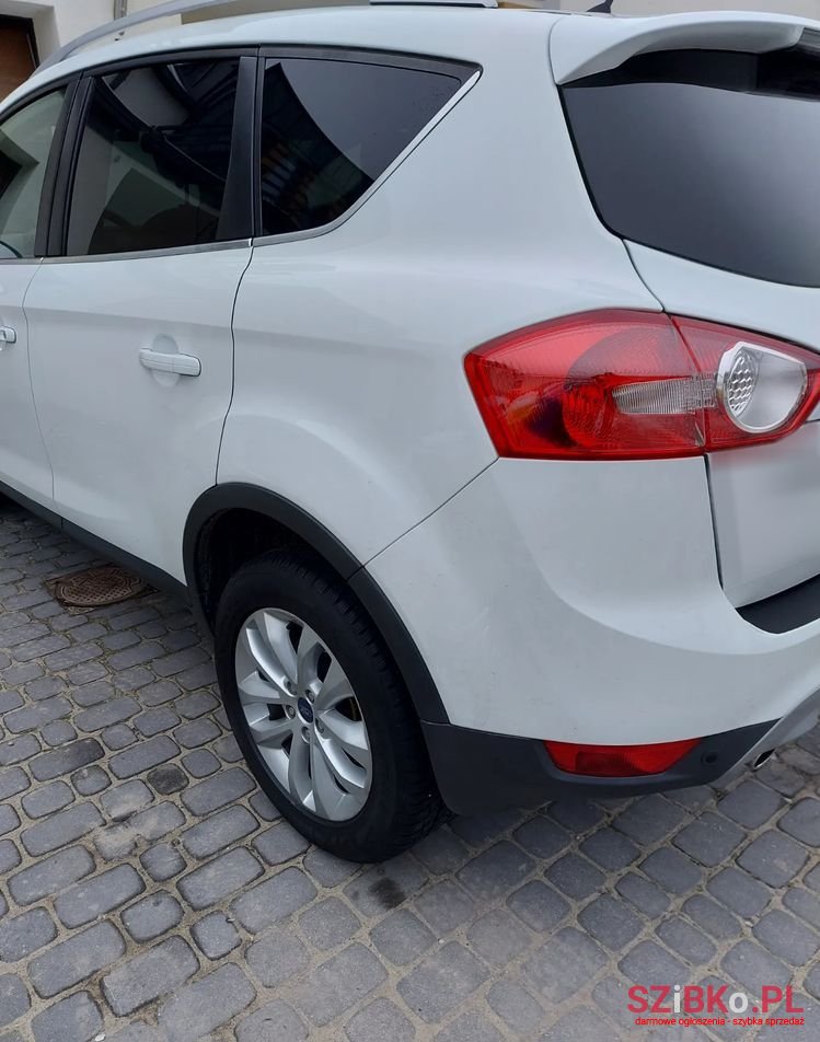 2011' Ford Kuga photo #5