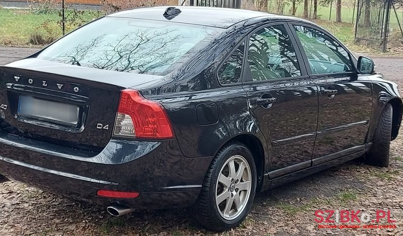 2011' Volvo S40 photo #5