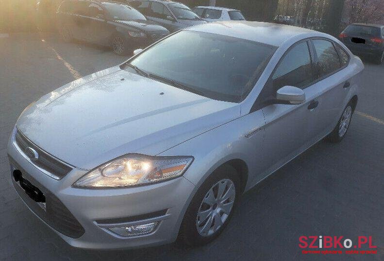2012' Ford Mondeo photo #1