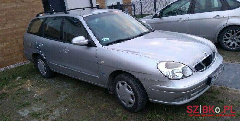 2002' Daewoo Nubira photo #1