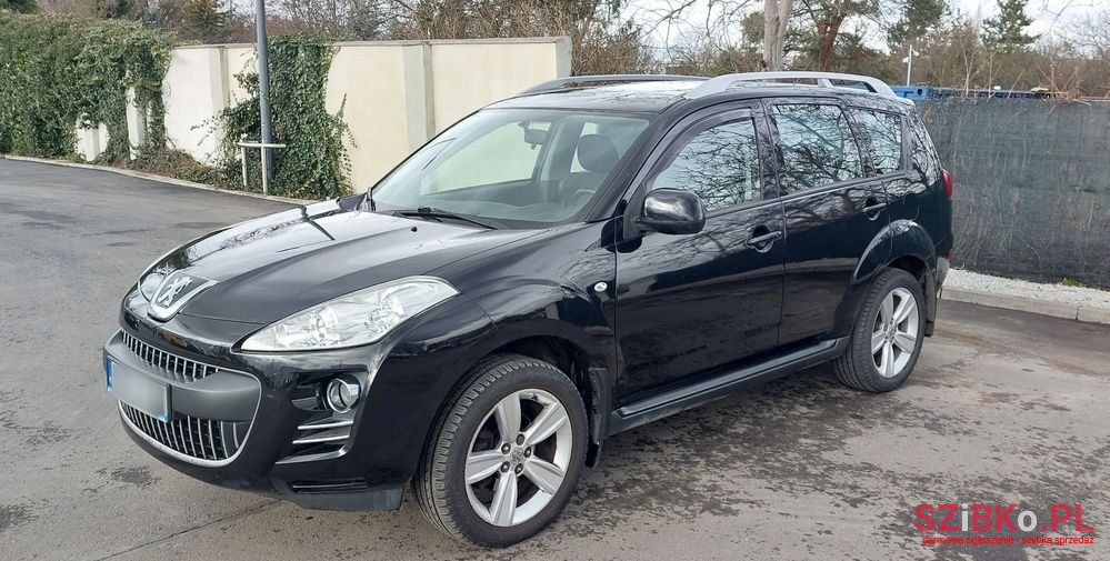 2008' Peugeot 4007 2.2Hdi Premium photo #4