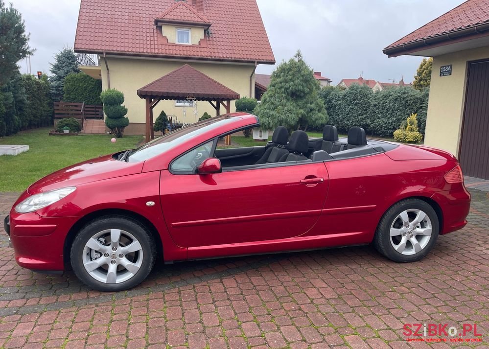 2005' Peugeot 307 2.0 Hdi Intense photo #3