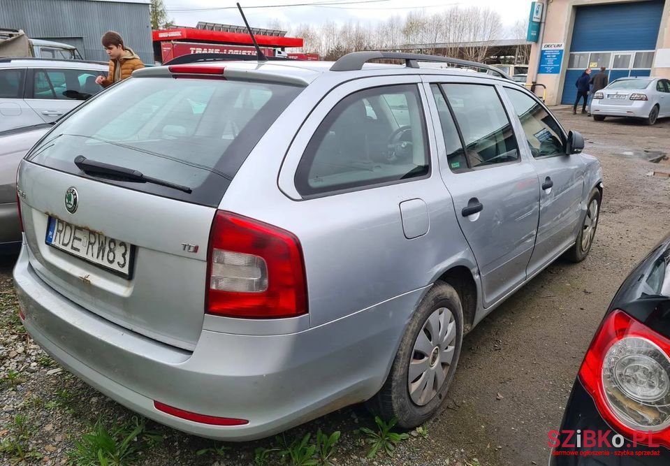2013' Skoda Octavia photo #5