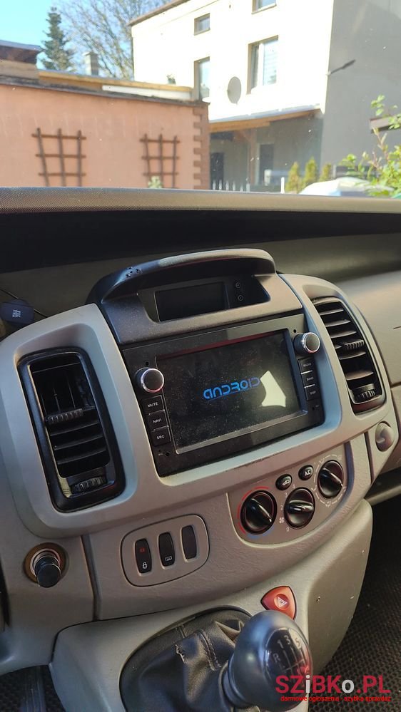 2005' Opel Vivaro photo #2