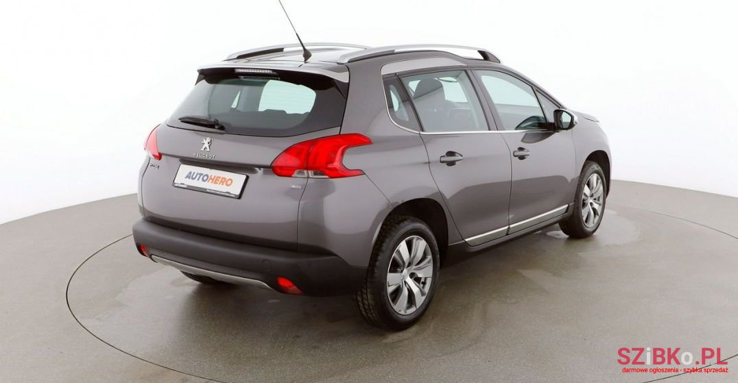 2015' Peugeot 2008 photo #5
