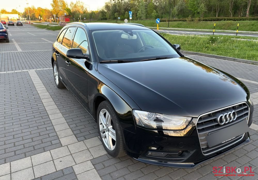 2015' Audi A4 photo #2