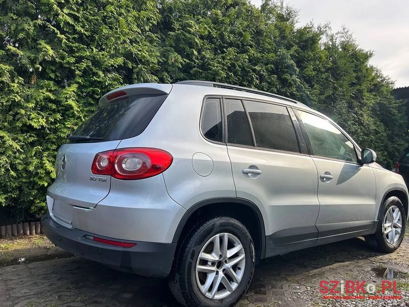 2008' Volkswagen Tiguan photo #4