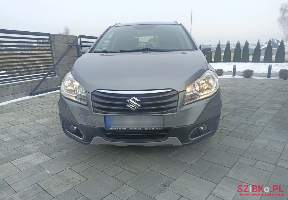 2015' Suzuki SX4 S-Cross photo #1
