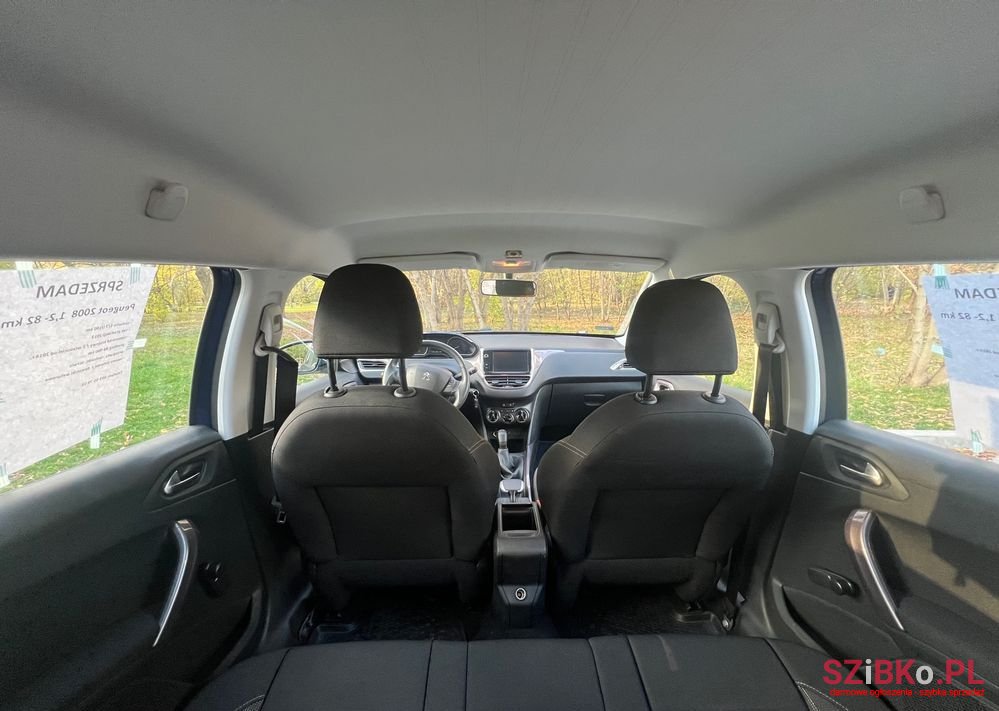 2013' Peugeot 2008 photo #6