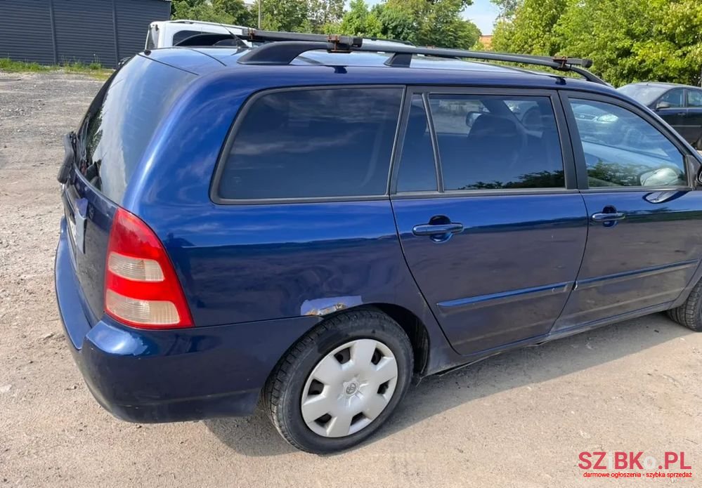 2002' Toyota Corolla 2.0 D-4D Base photo #4