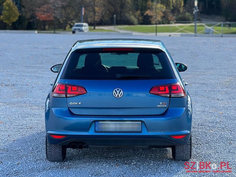 2013' Volkswagen Golf photo #6