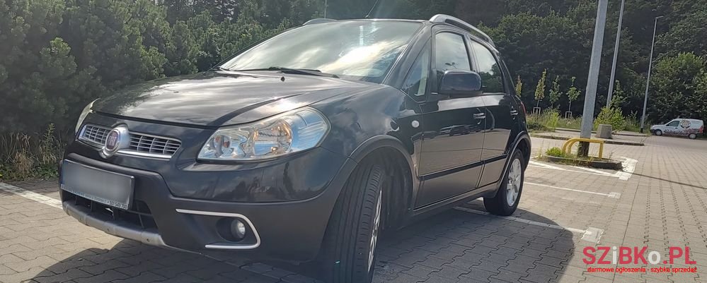 2010' Fiat Sedici photo #6